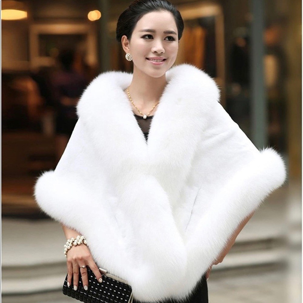 White faux fur cape